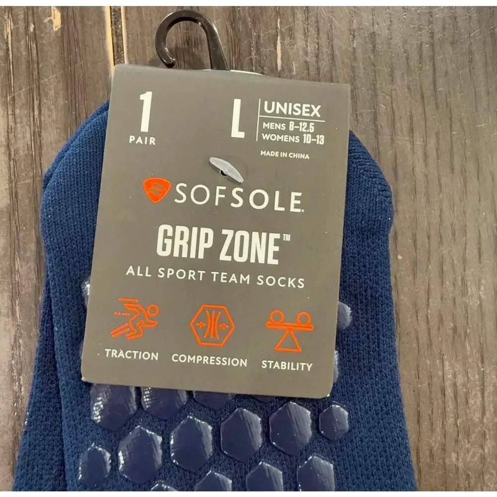 Sof Sole Grip Zone Unisex All Sport Team Socks Large Blue Non Slip Gripper NWT⁠